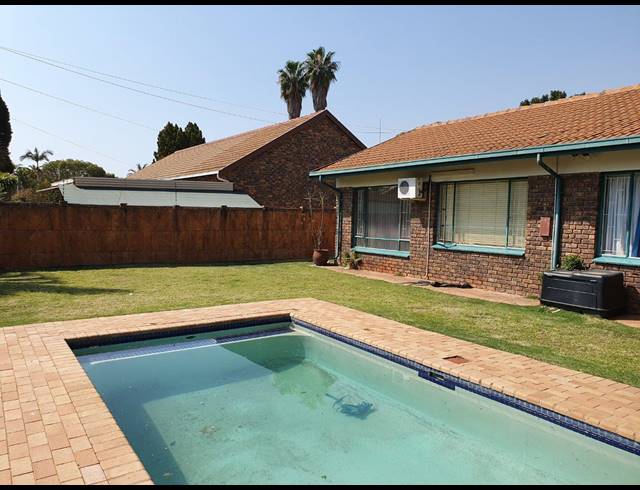 3 BEDROOM HOUSE SOLD IN THERESAPARK